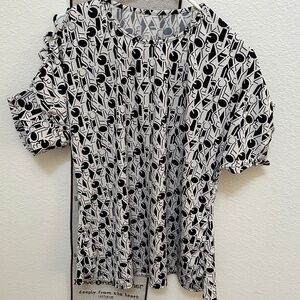 Stylish Black and White Women's Top